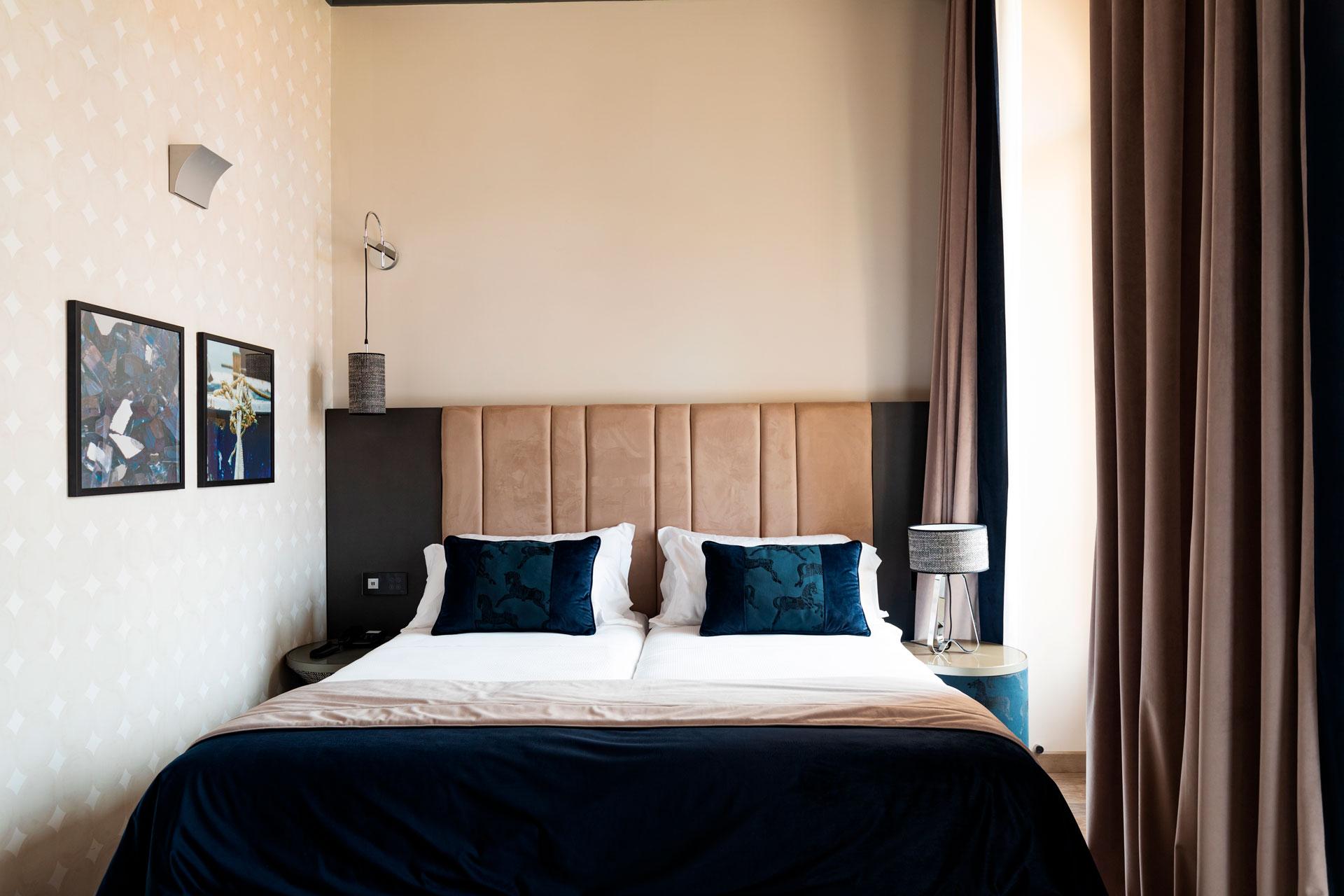 נאפולי Amadomus Luxury Suites מראה חיצוני תמונה